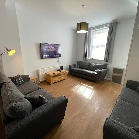 Hot Tub, Newly Refurbished 4 Bed, Dog Friendly. Villa Torquay Exterior photo